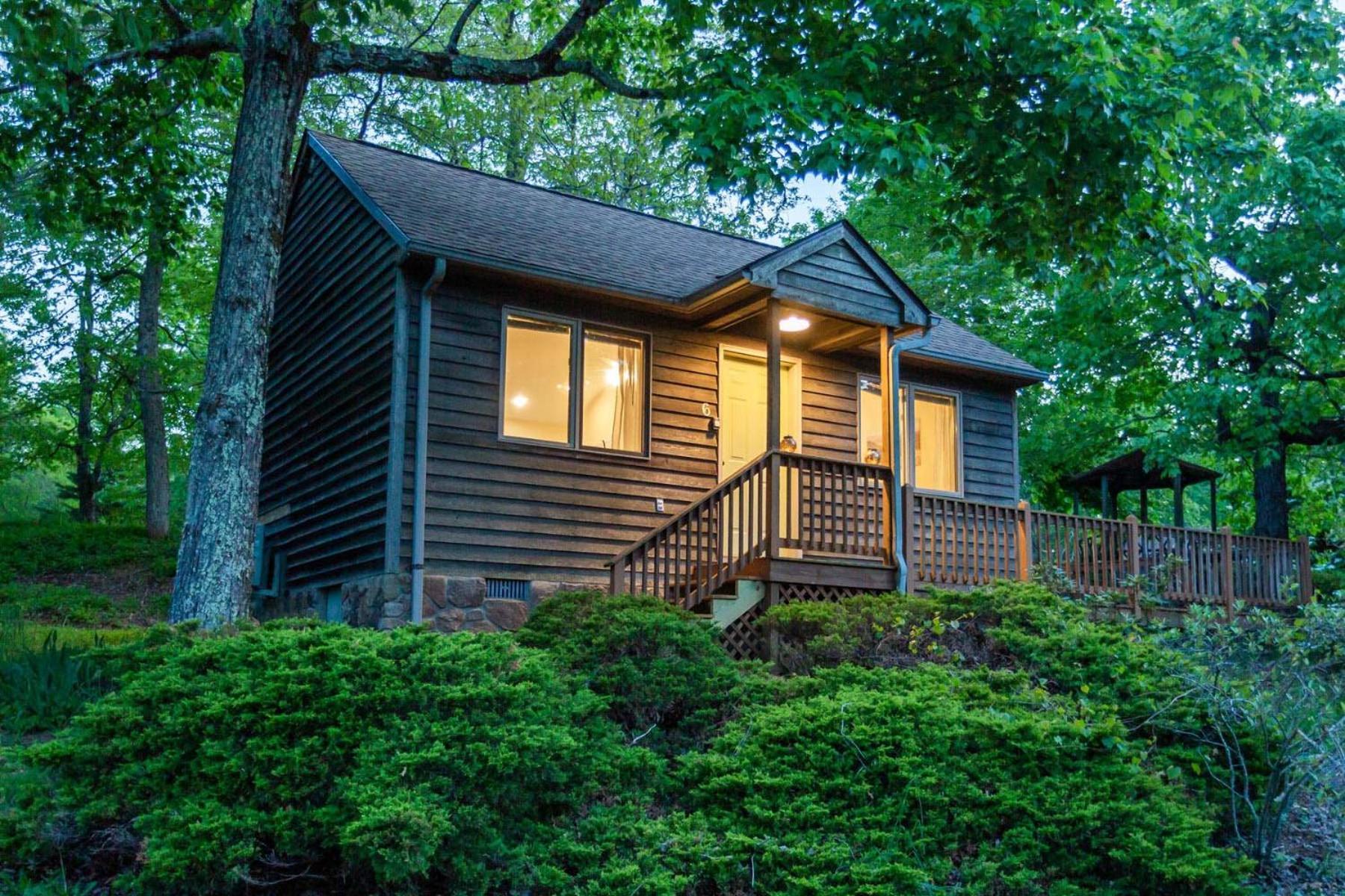 Love Ridge Mountain Lodging Lyndhurst Zewnętrze zdjęcie