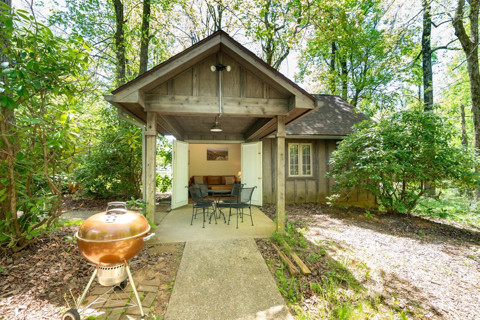 Love Ridge Mountain Lodging Lyndhurst Zewnętrze zdjęcie